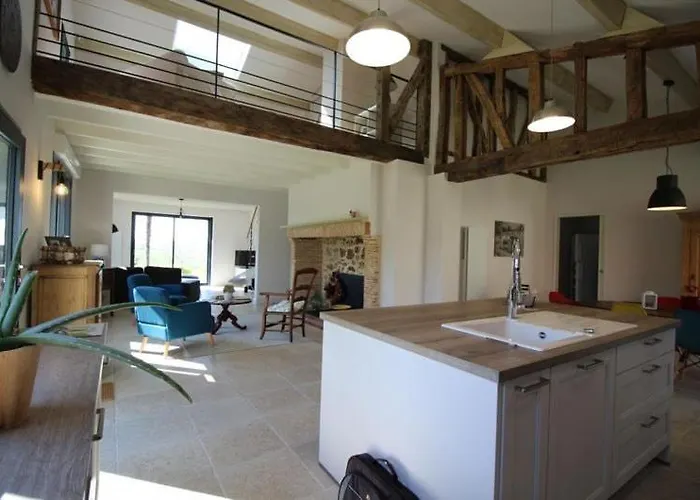 De Frizot, 5 Minutes De Nogaro, Inclusiv Feriehus *