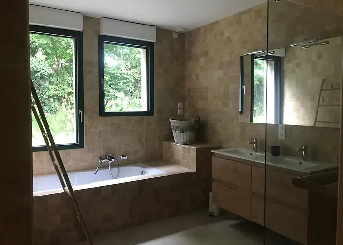 De Frizot, 5 Minutes De Nogaro, Inclusiv * Sion