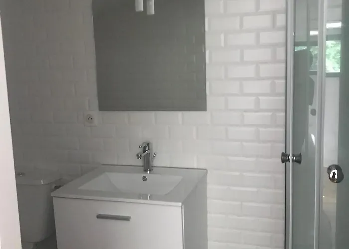 De Frizot, 5 Minutes De Nogaro, Inclusiv Feriehus *